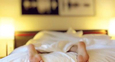 bed bedroom blur 271897